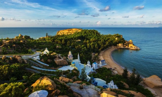 2024年中國濱海旅游行業(yè)的產(chǎn)業(yè)鏈上下游結(jié)構(gòu)及投資趨勢分析